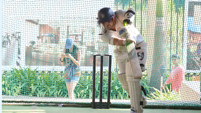 Try your favorate game Hard Ball Net Cricket at Della